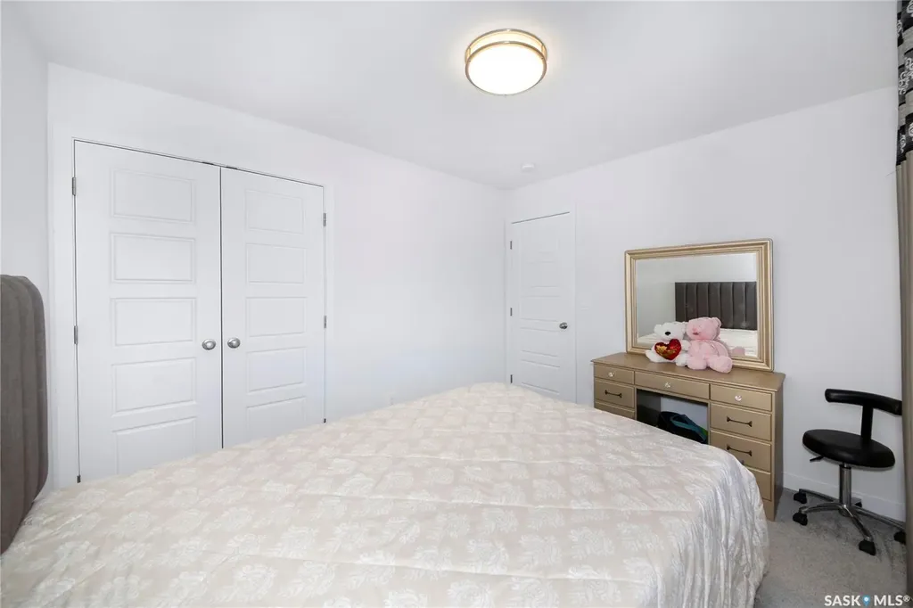 1038 Childers Court Saskatoon SK S7L 6T8