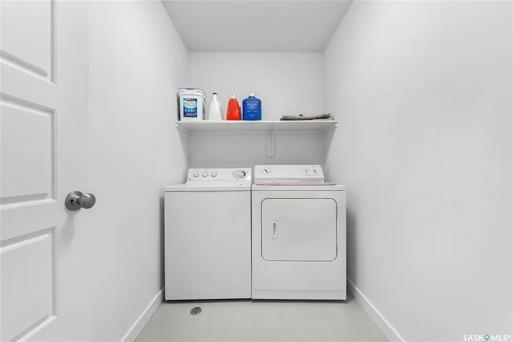 1038 Childers Court Saskatoon SK S7L 6T8