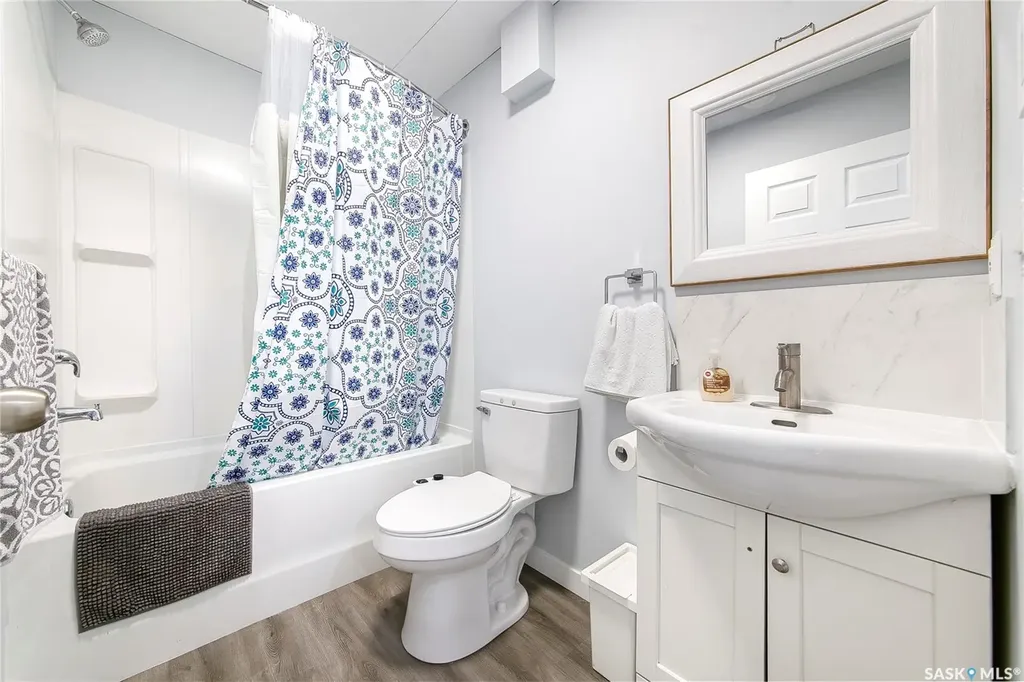 1038 Childers Court Saskatoon SK S7L 6T8