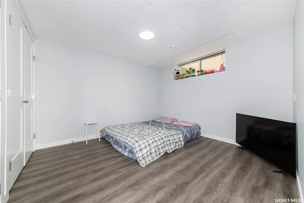 1038 Childers Court Saskatoon SK S7L 6T8