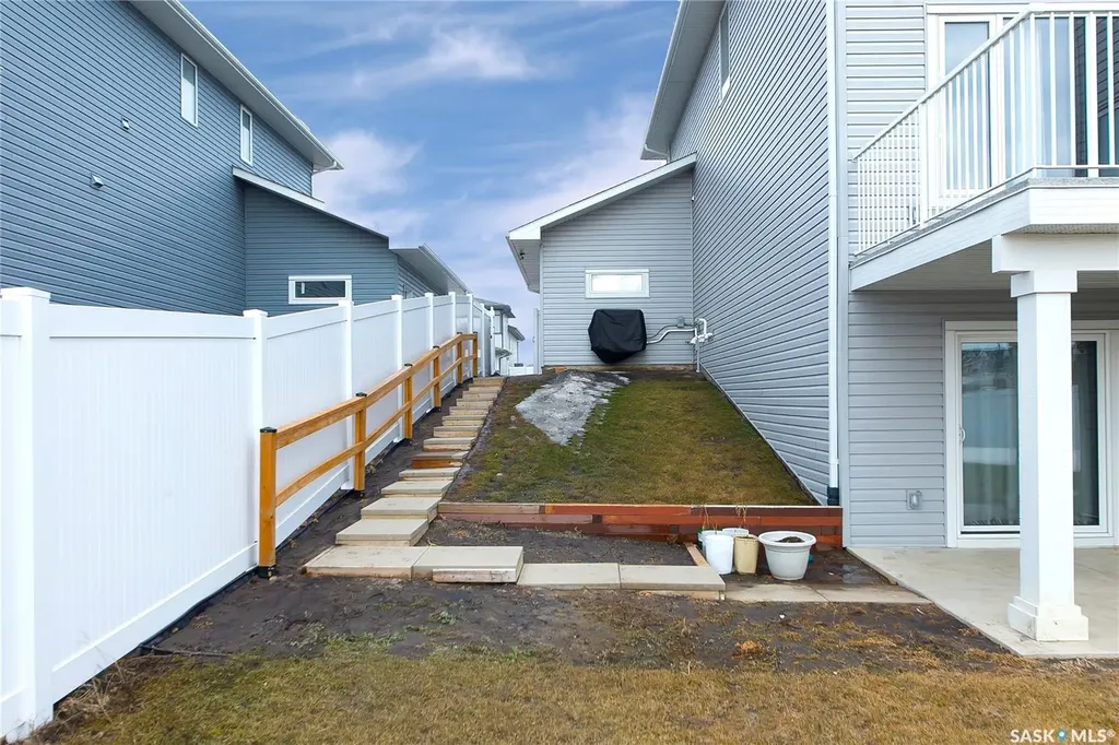 1038 Childers Court Saskatoon SK S7L 6T8