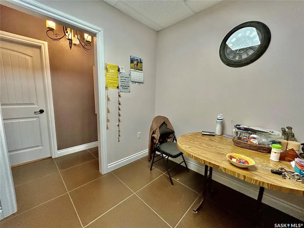 213 & 215 Centre Street Nipawin SK S0E 1E0