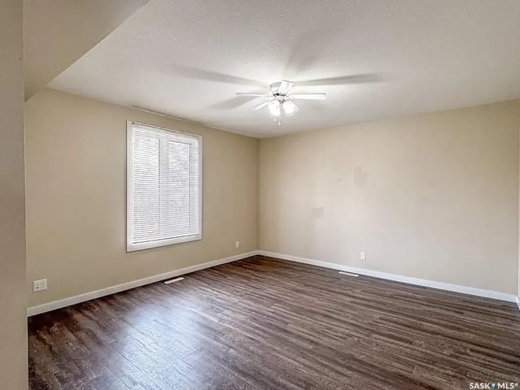 614 7th Avenue NE Swift Current SK S9H 2M4