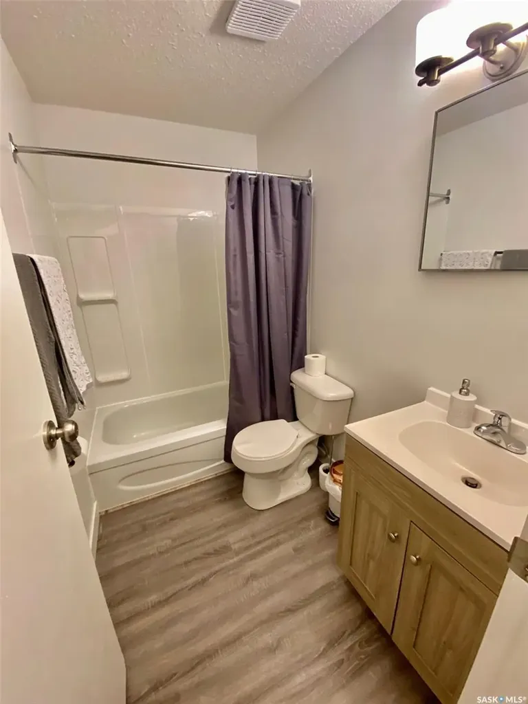 81 Dunfield Crescent Meadow Lake SK S9X 1E3