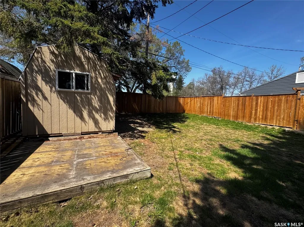 120 Roslyn Avenue Yorkton SK S3N 1N9