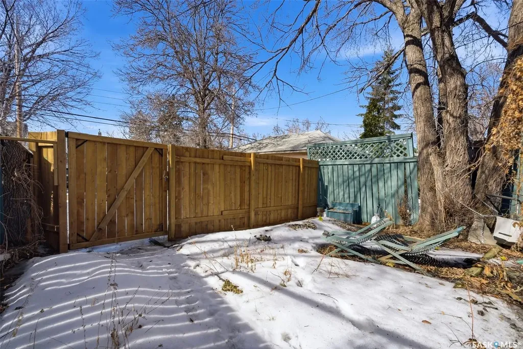 2168 Montague Street Regina SK S4T 3J9