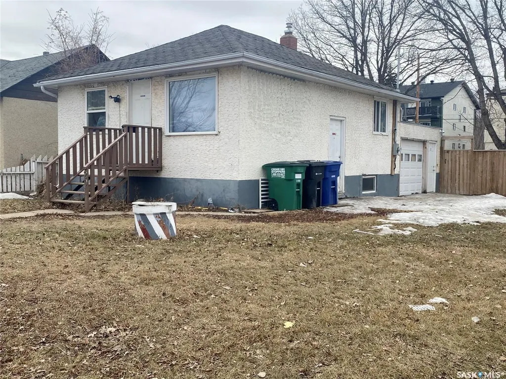 201 U Avenue S Saskatoon SK S7M 3C1
