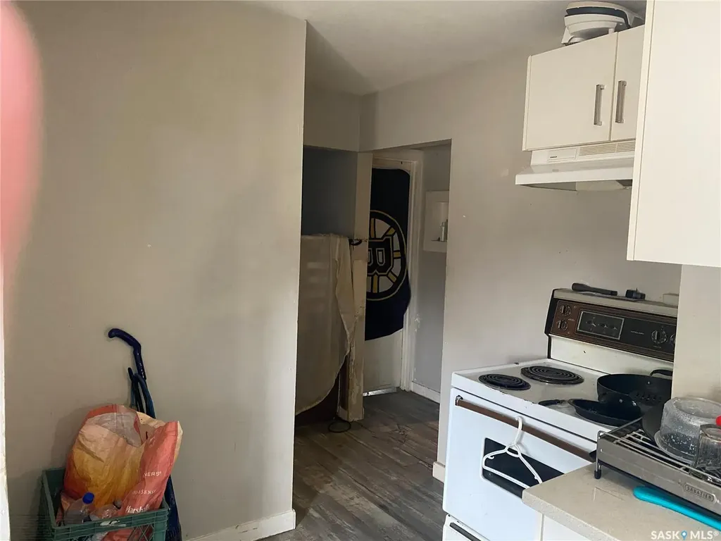 201 U Avenue S Saskatoon SK S7M 3C1