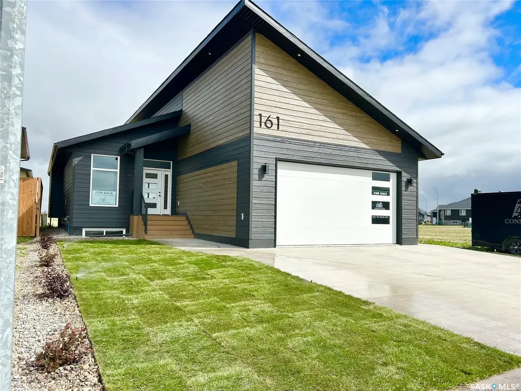 161 Delaet Drive Weyburn SK S4H 3B9