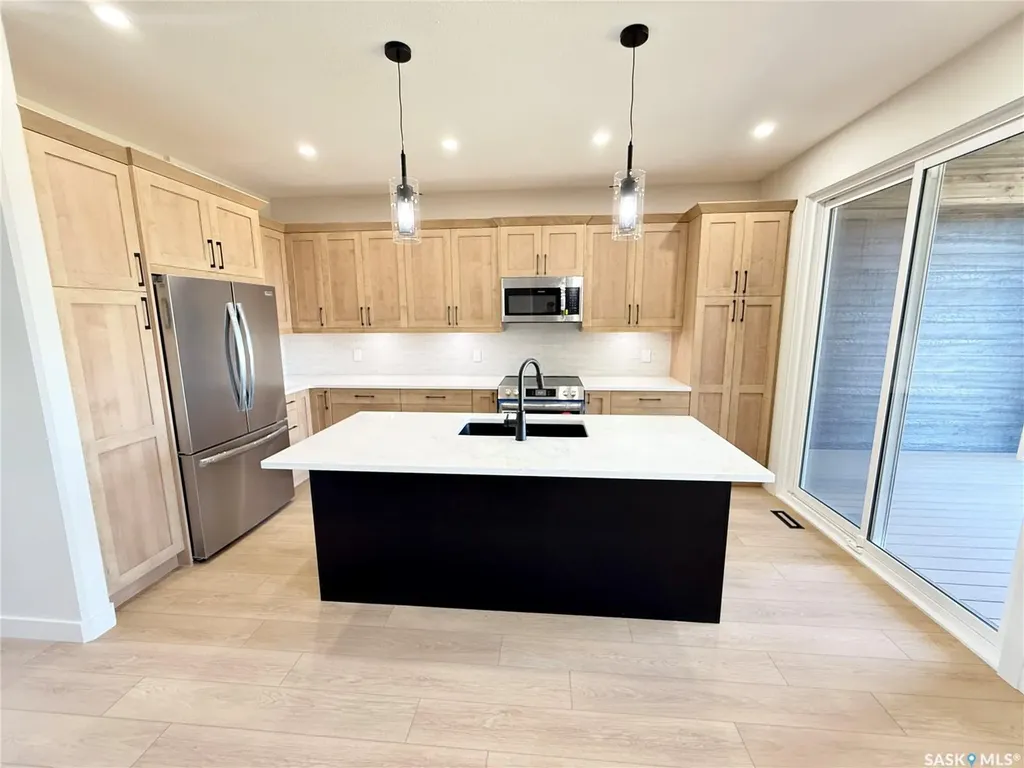 161 Delaet Drive Weyburn SK S4H 3B9