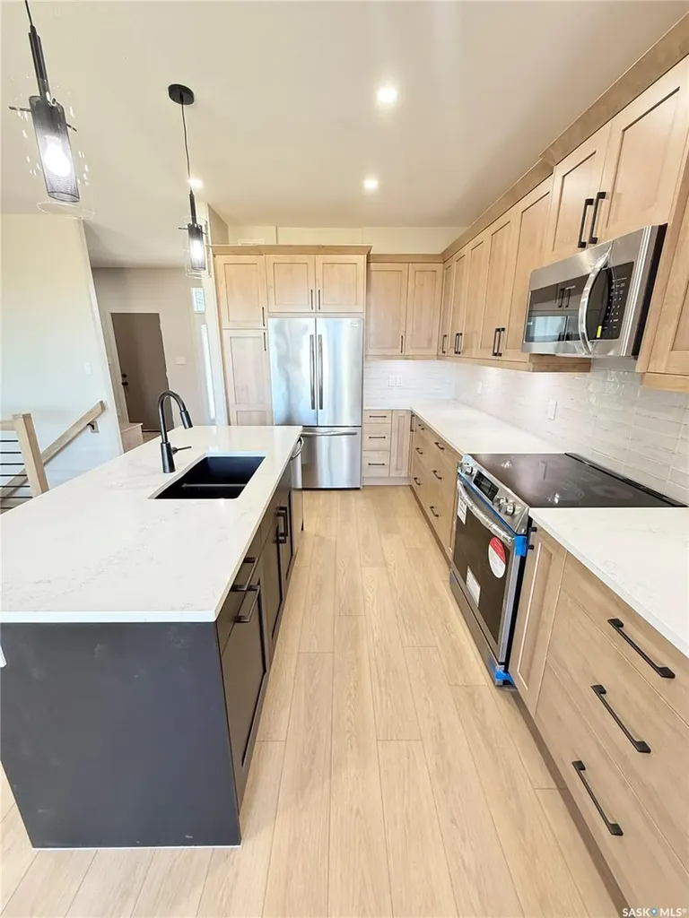 161 Delaet Drive Weyburn SK S4H 3B9