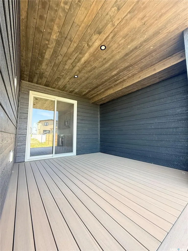 161 Delaet Drive Weyburn SK S4H 3B9