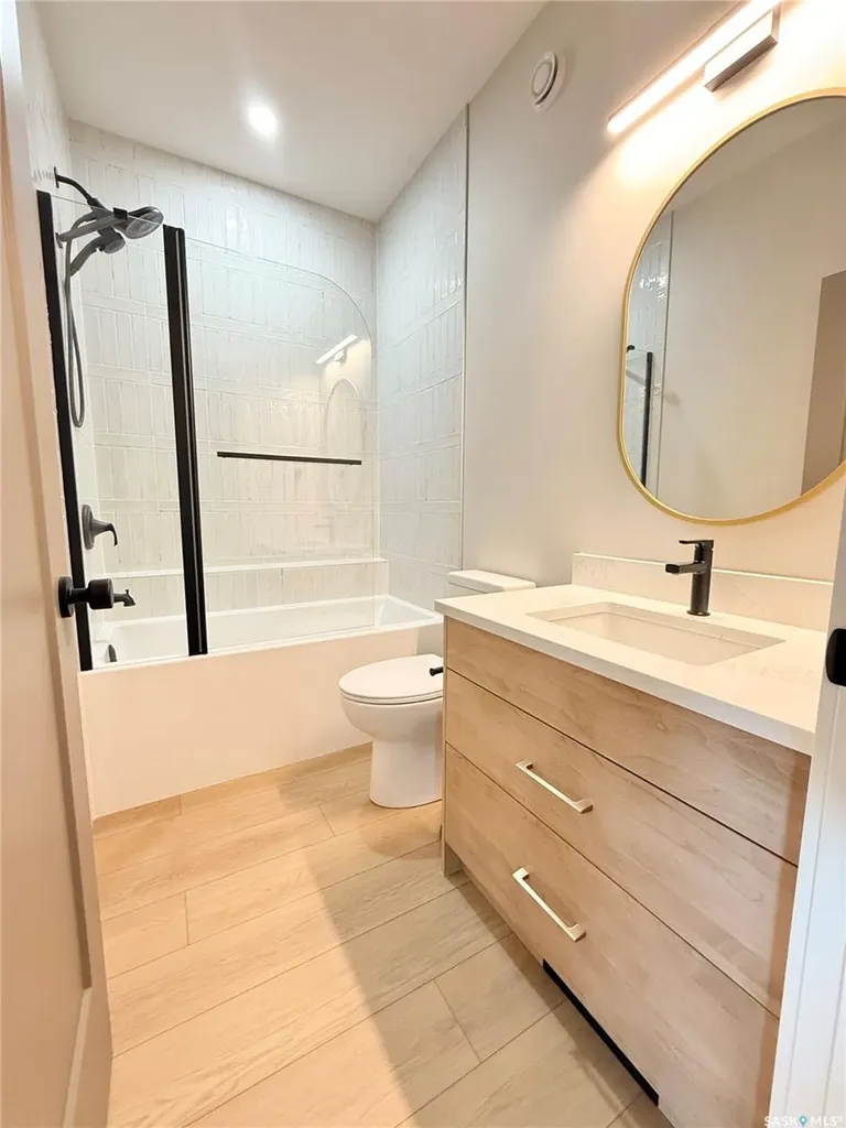 161 Delaet Drive Weyburn SK S4H 3B9