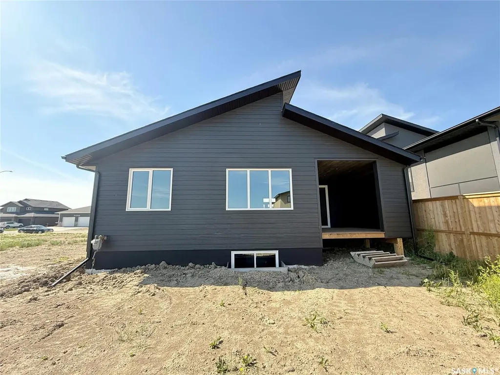 161 Delaet Drive Weyburn SK S4H 3B9