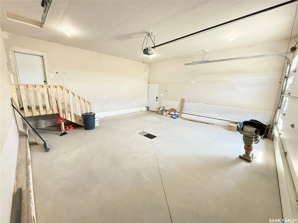 161 Delaet Drive Weyburn SK S4H 3B9