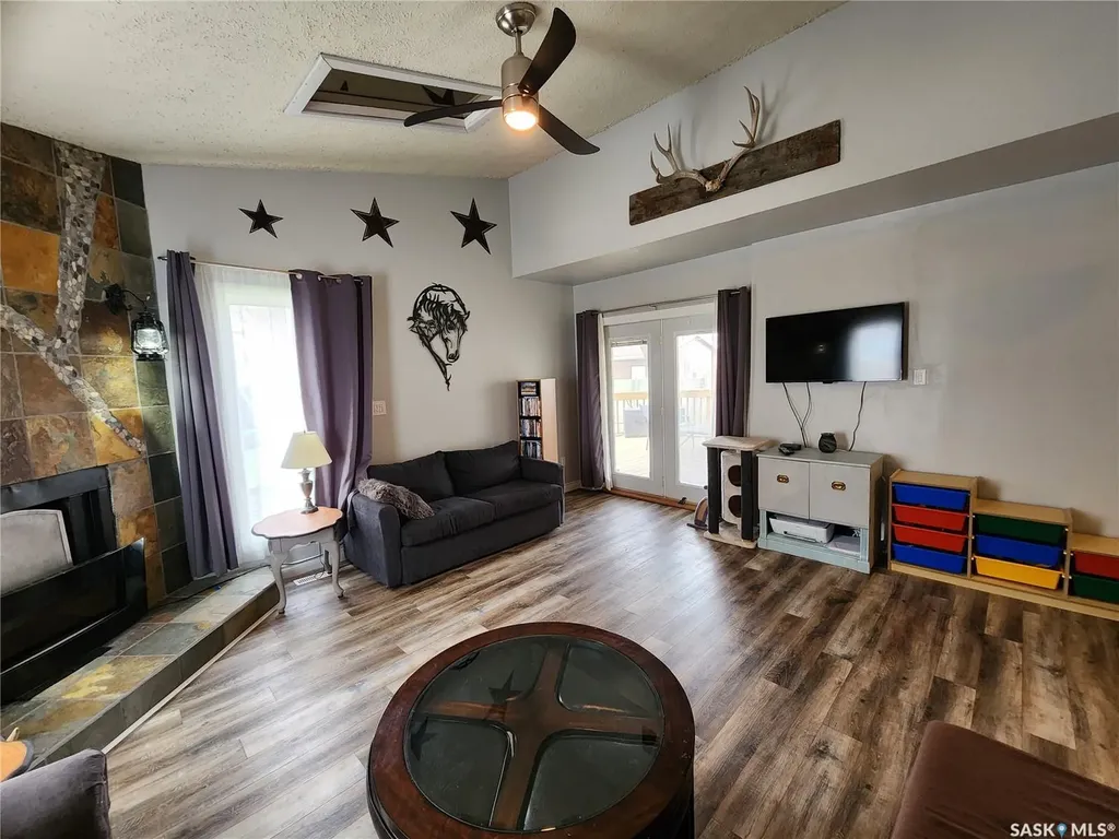 215 Mergens Street Weyburn SK S4H 1R4