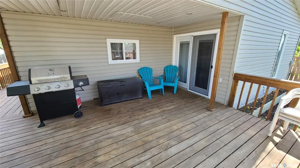 215 Mergens Street Weyburn SK S4H 1R4