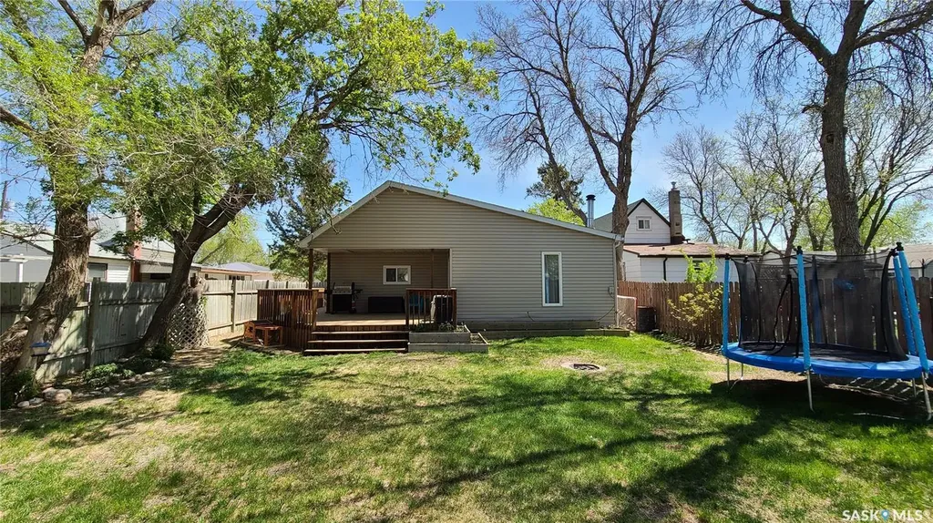 215 Mergens Street Weyburn SK S4H 1R4
