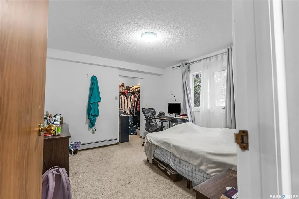 405 5th Avenue N Saskatoon SK S7K 6Z3