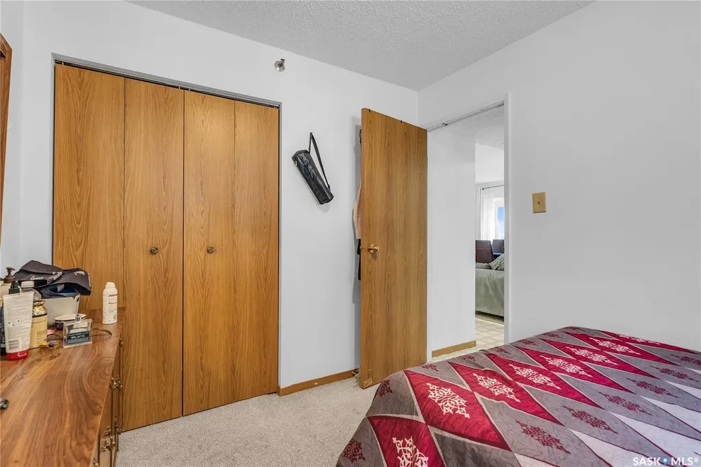 405 5th Avenue N Saskatoon SK S7K 6Z3