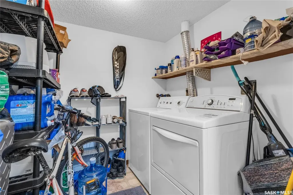 405 5th Avenue N Saskatoon SK S7K 6Z3