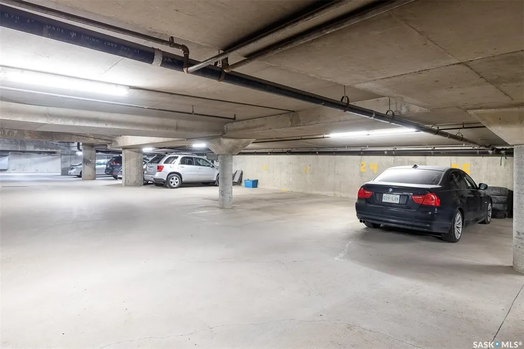 405 5th Avenue N Saskatoon SK S7K 6Z3