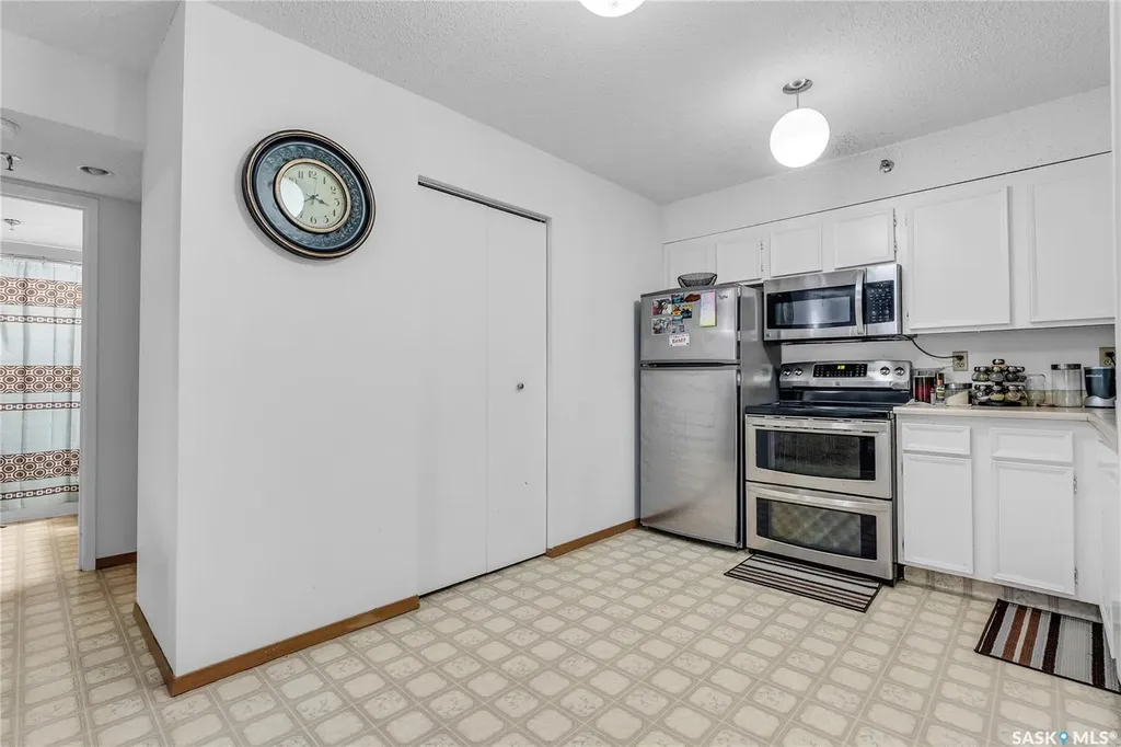 405 5th Avenue N Saskatoon SK S7K 6Z3