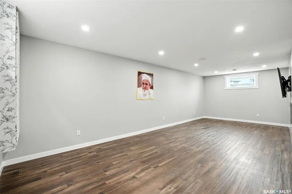 212 Secord Way Saskatoon SK S7V 0L9