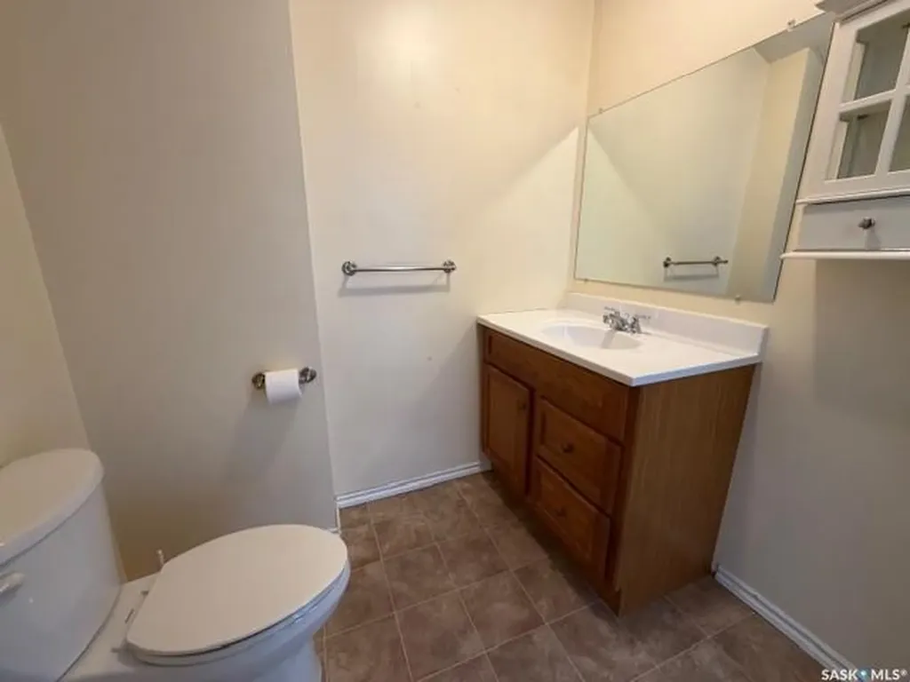 405 18th Street W Saskatoon SK S7M 1C7