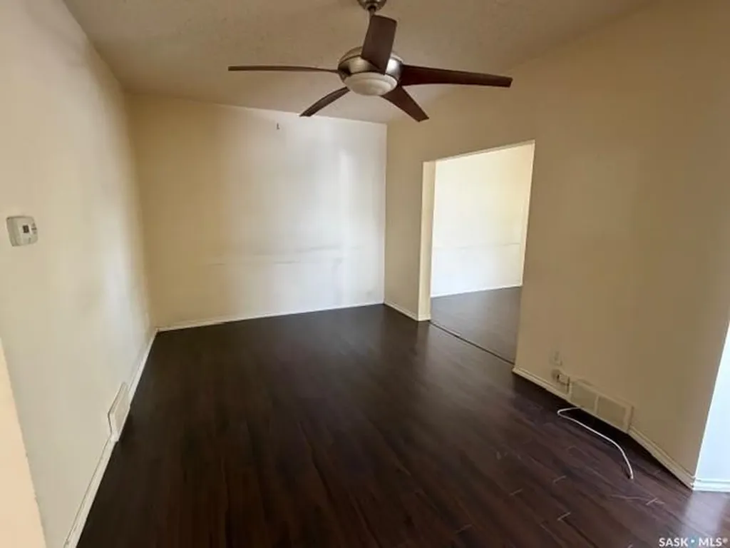 405 18th Street W Saskatoon SK S7M 1C7