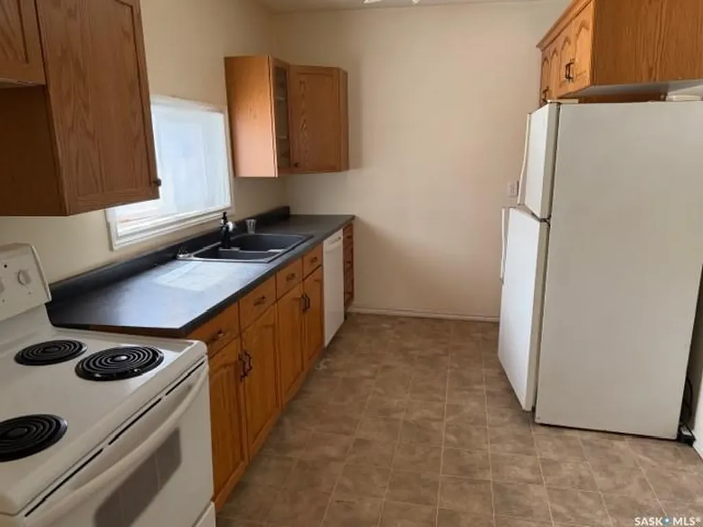 405 18th Street W Saskatoon SK S7M 1C7