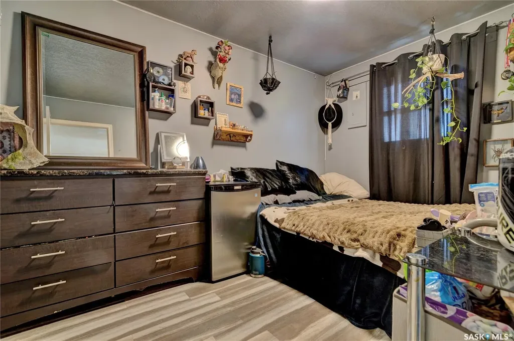 1230 Dewdney Avenue E Regina SK S4N 0E3