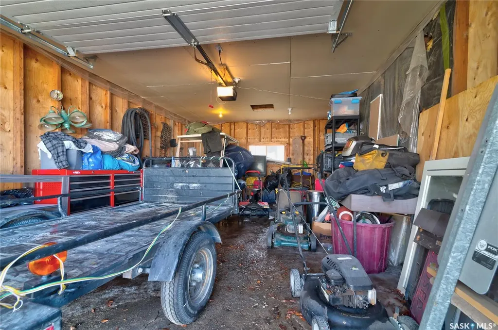 1230 Dewdney Avenue E Regina SK S4N 0E3