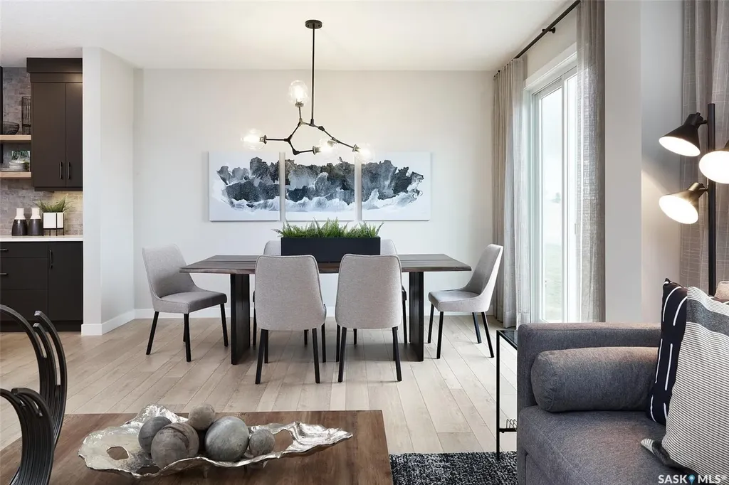 1122 Camden Gardens White City SK S4L 0G3