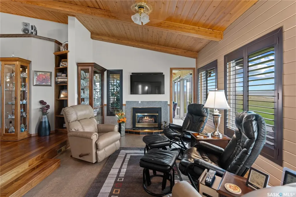 70 Cactus Drive Saskatchewan Landing SK S9H 3X5