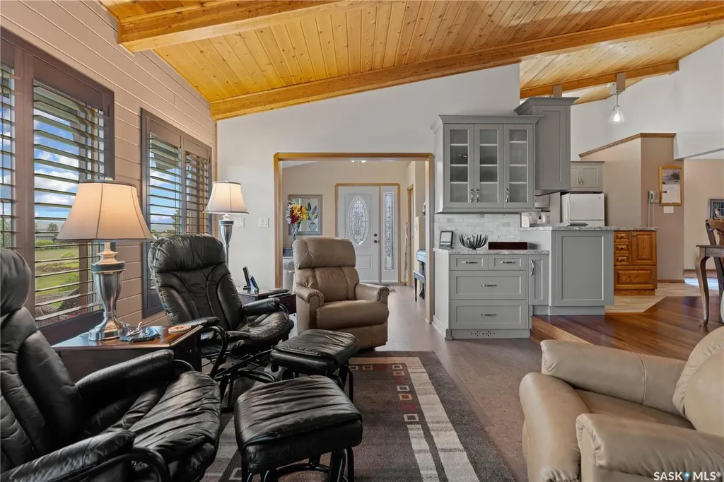 70 Cactus Drive Saskatchewan Landing SK S9H 3X5