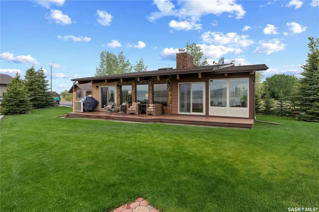 70 Cactus Drive Saskatchewan Landing SK S9H 3X5