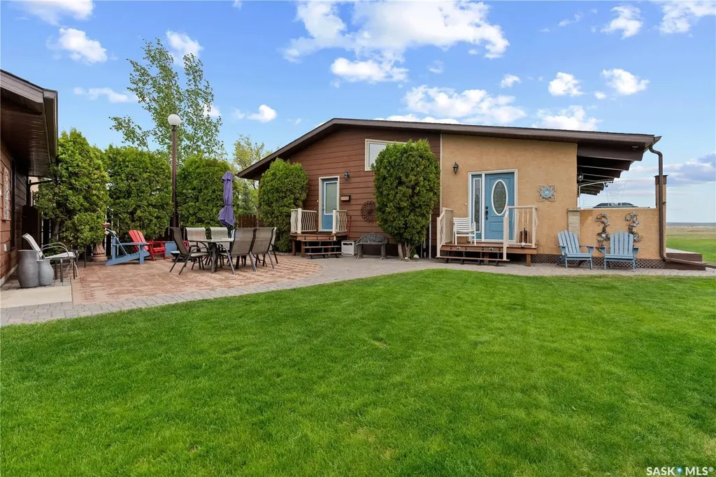 70 Cactus Drive Saskatchewan Landing SK S9H 3X5