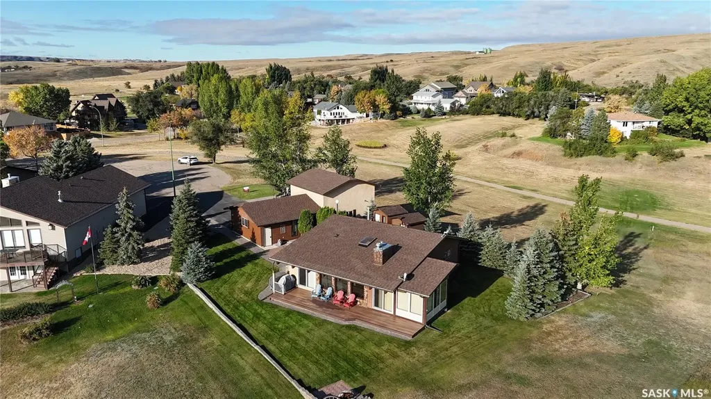 70 Cactus Drive Saskatchewan Landing SK S9H 3X5