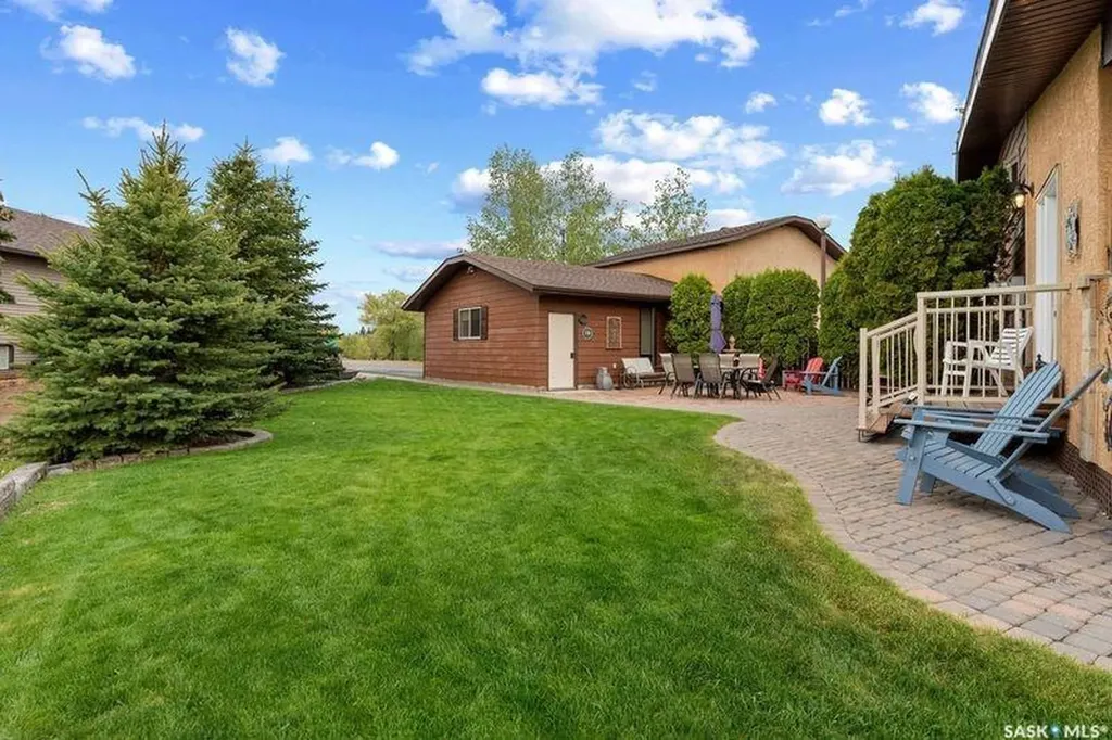 70 Cactus Drive Saskatchewan Landing SK S9H 3X5