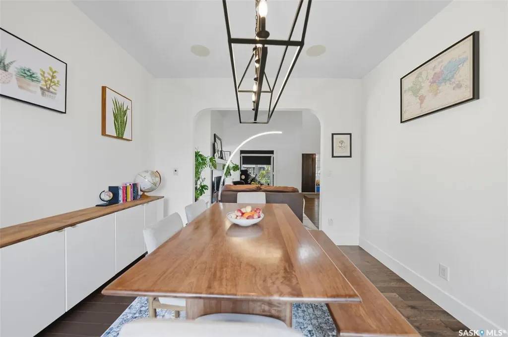 230 Trimble Lane Saskatoon SK S7W 0E1