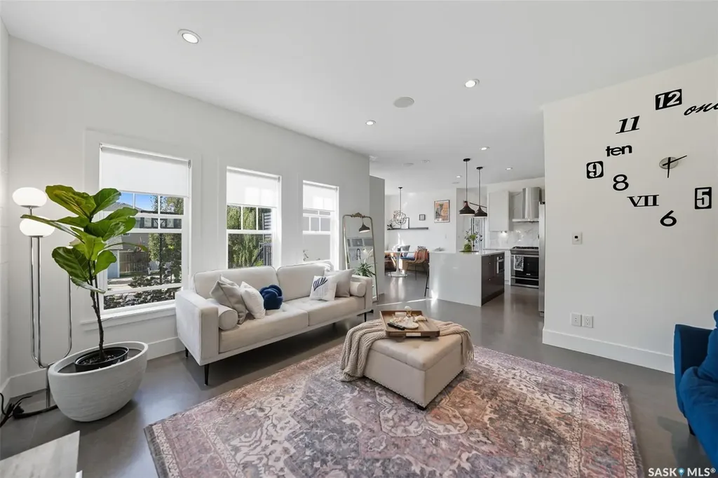 230 Trimble Lane Saskatoon SK S7W 0E1