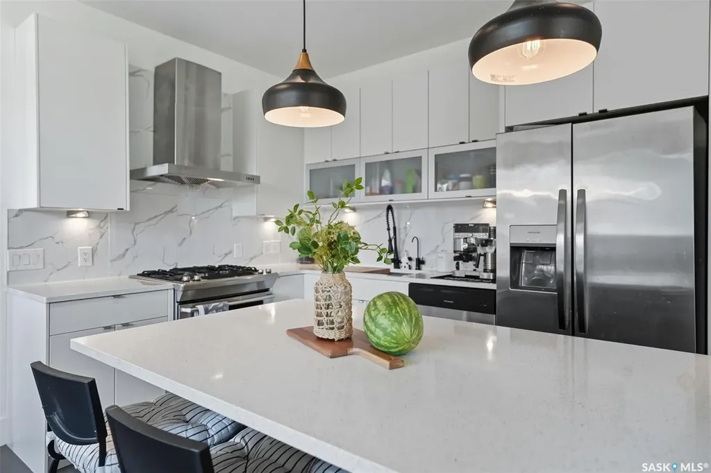 230 Trimble Lane Saskatoon SK S7W 0E1