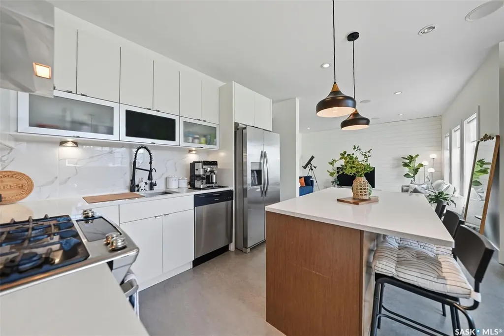 230 Trimble Lane Saskatoon SK S7W 0E1