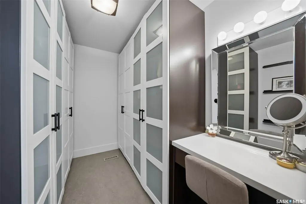 230 Trimble Lane Saskatoon SK S7W 0E1