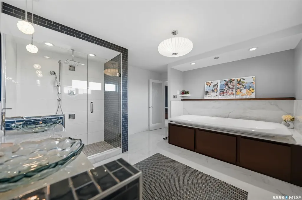 230 Trimble Lane Saskatoon SK S7W 0E1