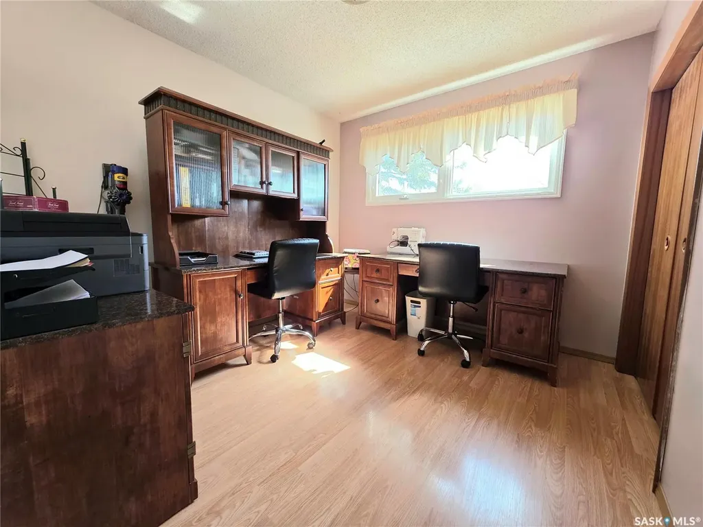 101 Fraser Avenue Oxbow SK S0C 0B6