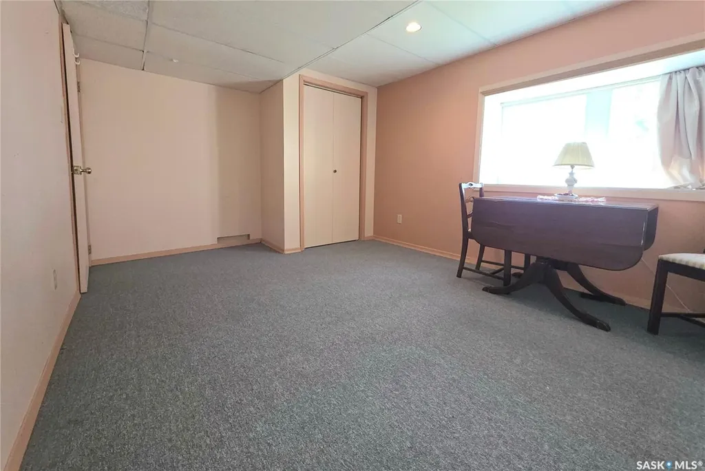 101 Fraser Avenue Oxbow SK S0C 0B6