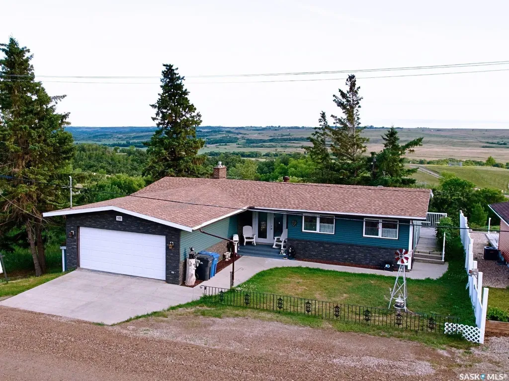 101 Fraser Avenue Oxbow SK S0C 0B6