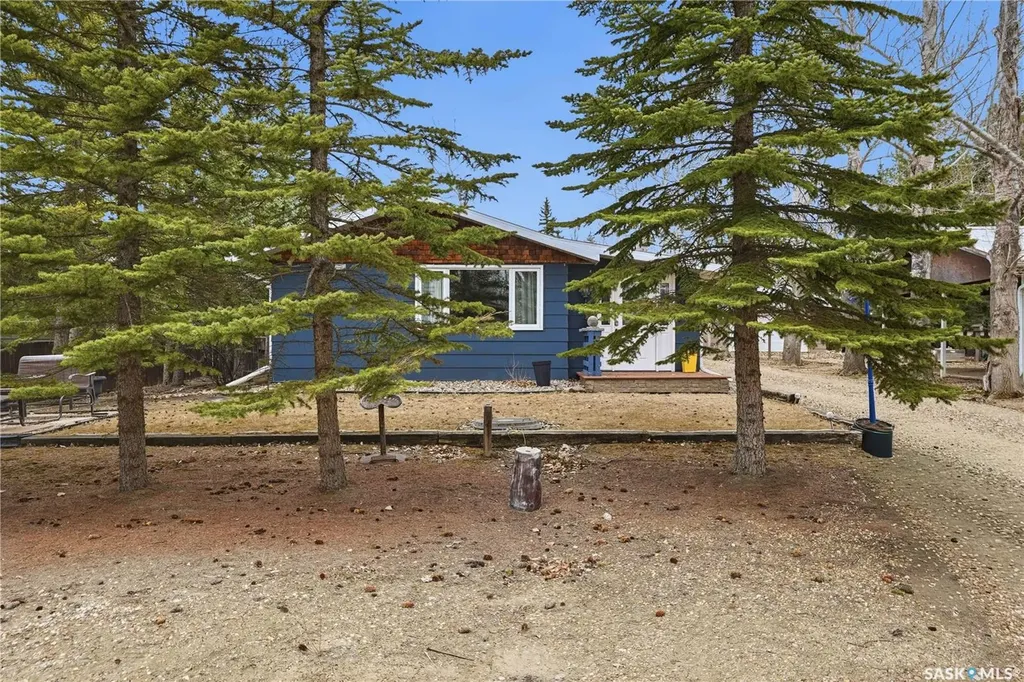 18 Mallard Street W Wood River Rm No. 74 SK S0H 2K0
